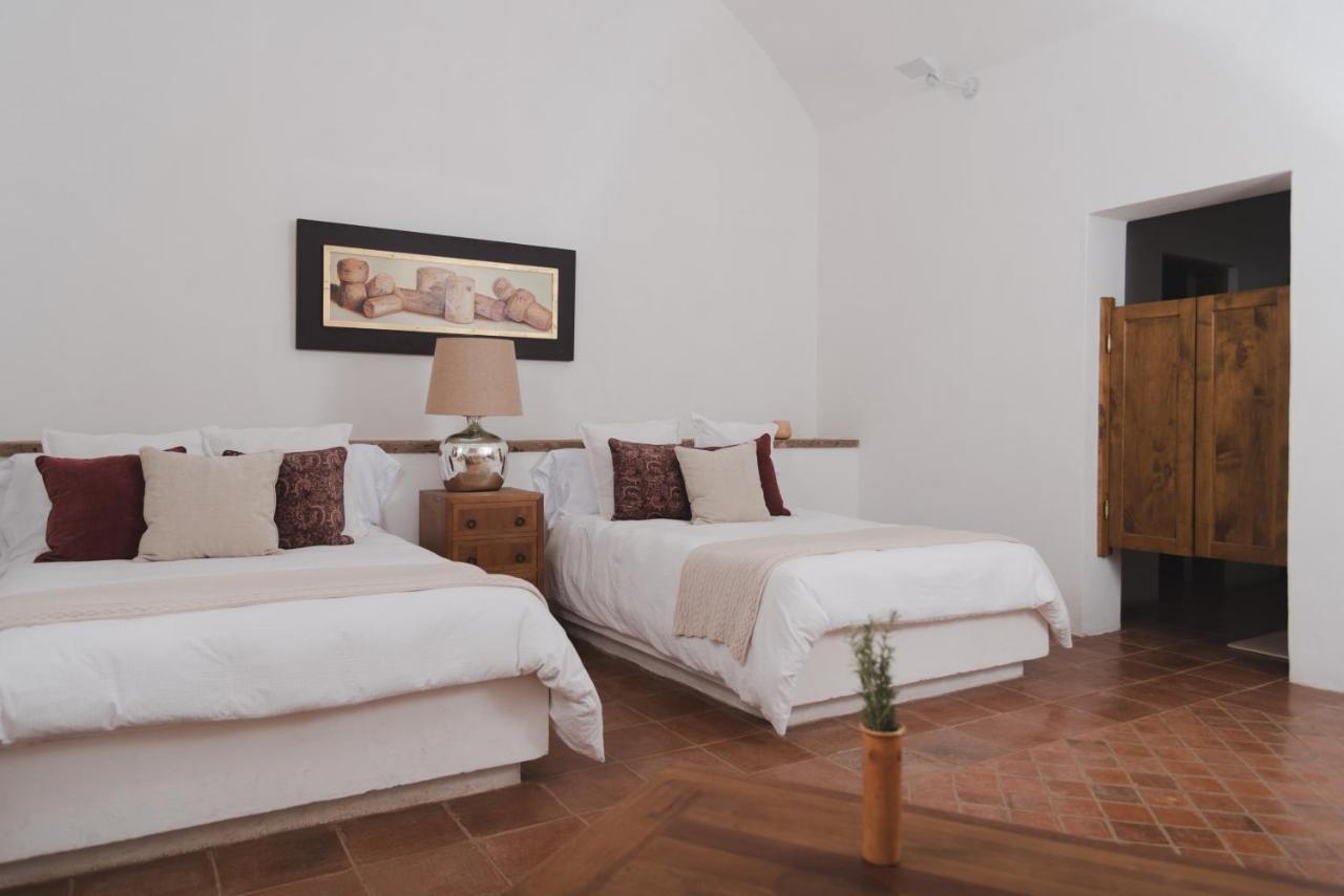 Puerta Del Lobo Villa Querétaro Стая снимка